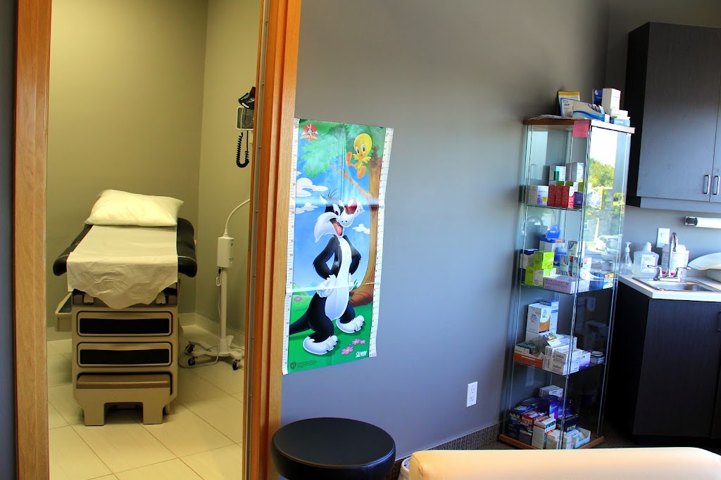 Lacroix Médecine Privée - Lévis | 880 Av. Taniata suite 210, Lévis, QC G6Z 2E3, Canada | Phone: (418) 871-1911
