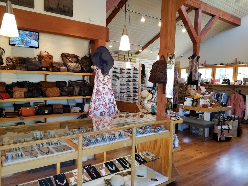 Palmeros | 5514 Wharf Ave, Sechelt, BC V0N 3A0, Canada | Phone: (604) 885-6401