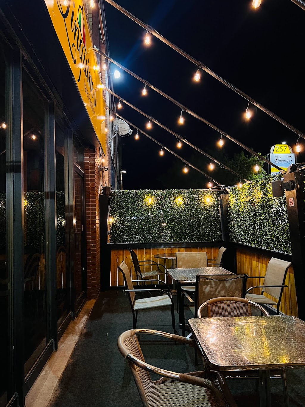 Linguines Italian Restaurant | 257 N Front St, Belleville, ON K8P 3C2, Canada | Phone: (613) 962-5444