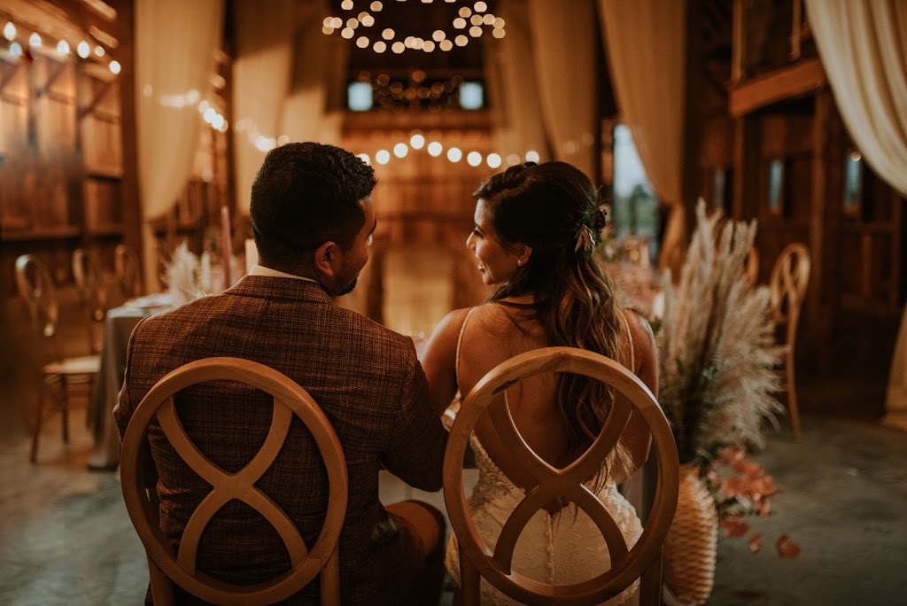 Countryside Barn | 103042 RR23-5, AB T0L 1M0, Canada | Phone: (403) 320-7702