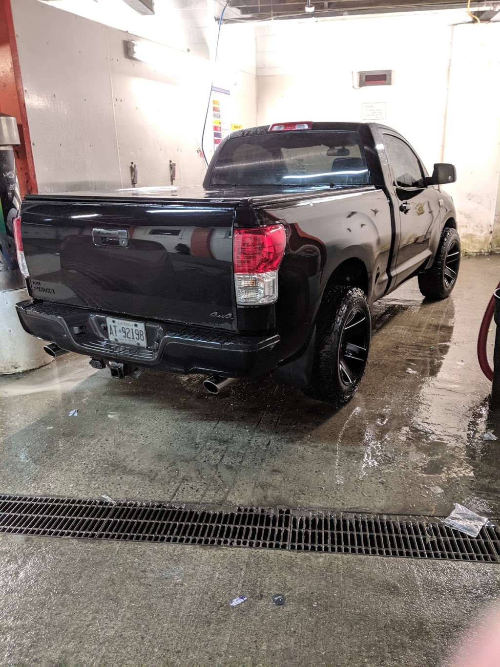 Beaches Coin-Op Car Wash & Detailing | 1700 Queen St E, Toronto, ON M4L 1G6, Canada | Phone: (416) 648-6615