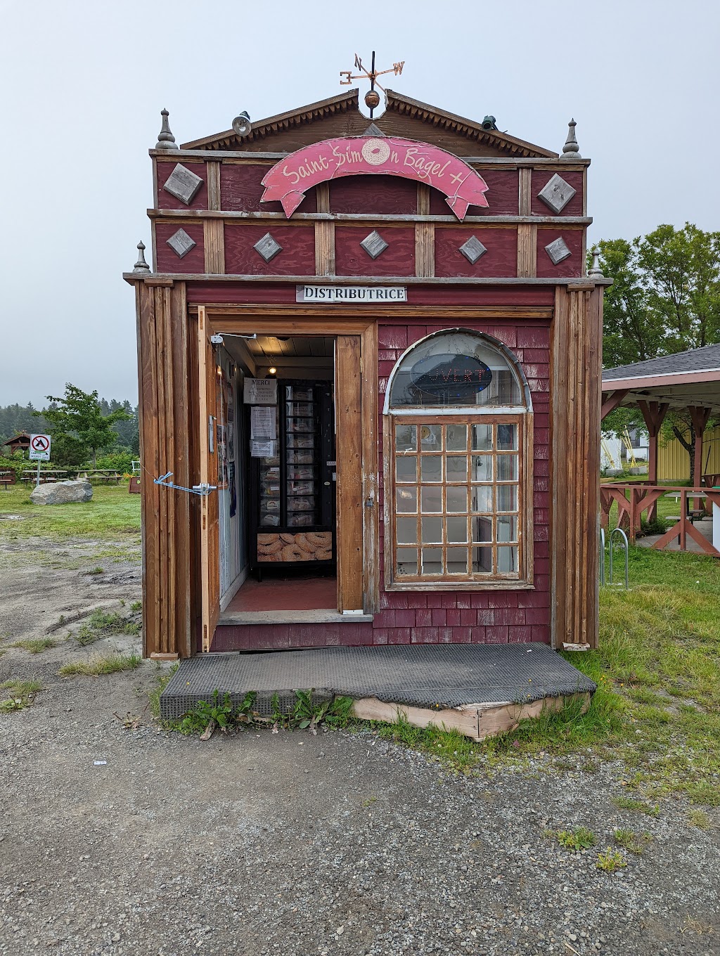 Saint-Simon Bagel | 366 QC-132, Saint-Simon-de-Rimouski, QC G0L 4C0, Canada | Phone: (418) 509-9488