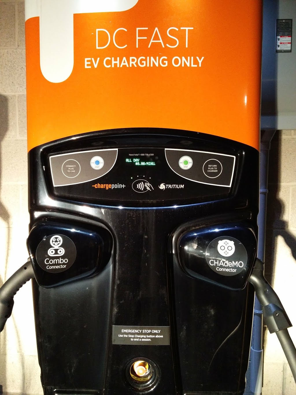 ChargePoint Charging Station | 2 Brown St S, Clifford, ON N0G 1M0, Canada | Phone: (888) 758-4389