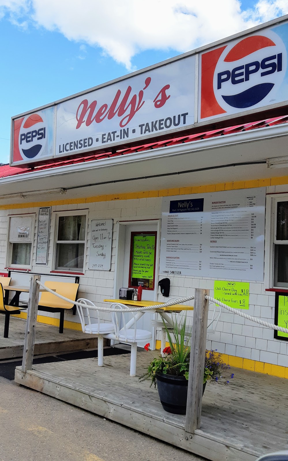 Nellys Grill and Dairy Bar | 8890 RT-6, Port Howe, NS B0K 1K0, Canada | Phone: (902) 243-2129