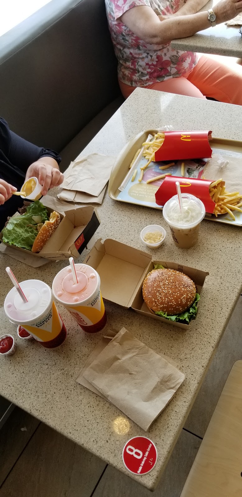 McDonalds | 9 Cole Dr, Windsor, NS B0N 2T0, Canada | Phone: (902) 798-1816