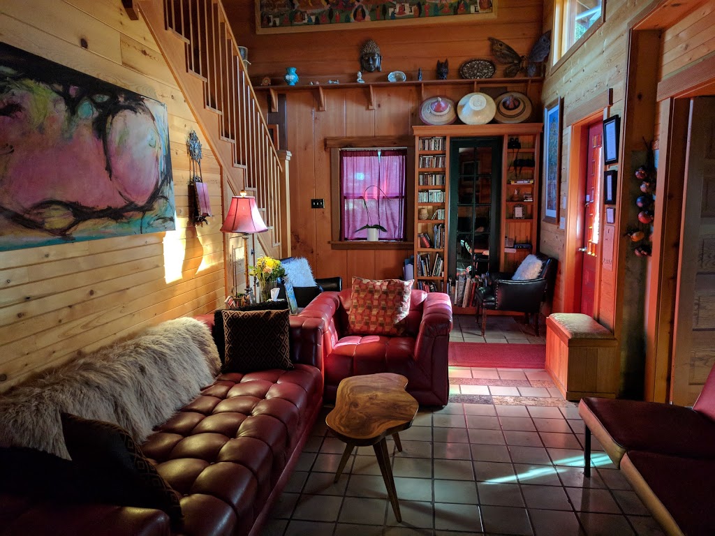 Juniper Lane Guest House | 1312 Beaverton Valley Rd, Friday Harbor, WA 98250, USA | Phone: (360) 378-7761