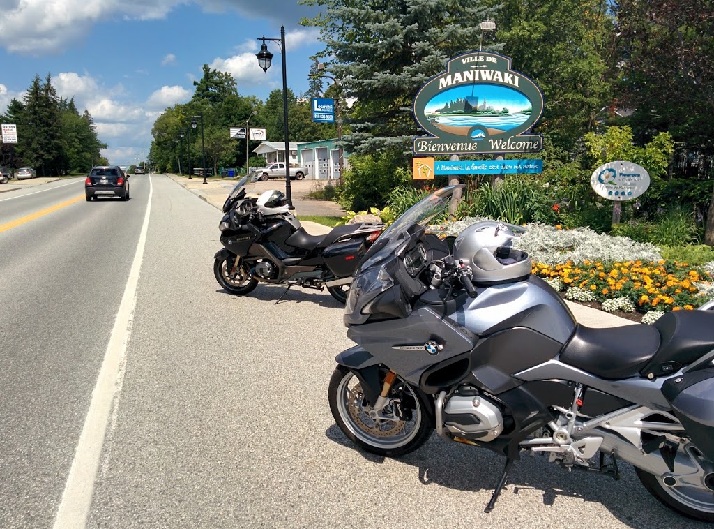 Esso | 311 Rue Principale S, Maniwaki, QC J9E 2A7, Canada | Phone: (819) 449-6074