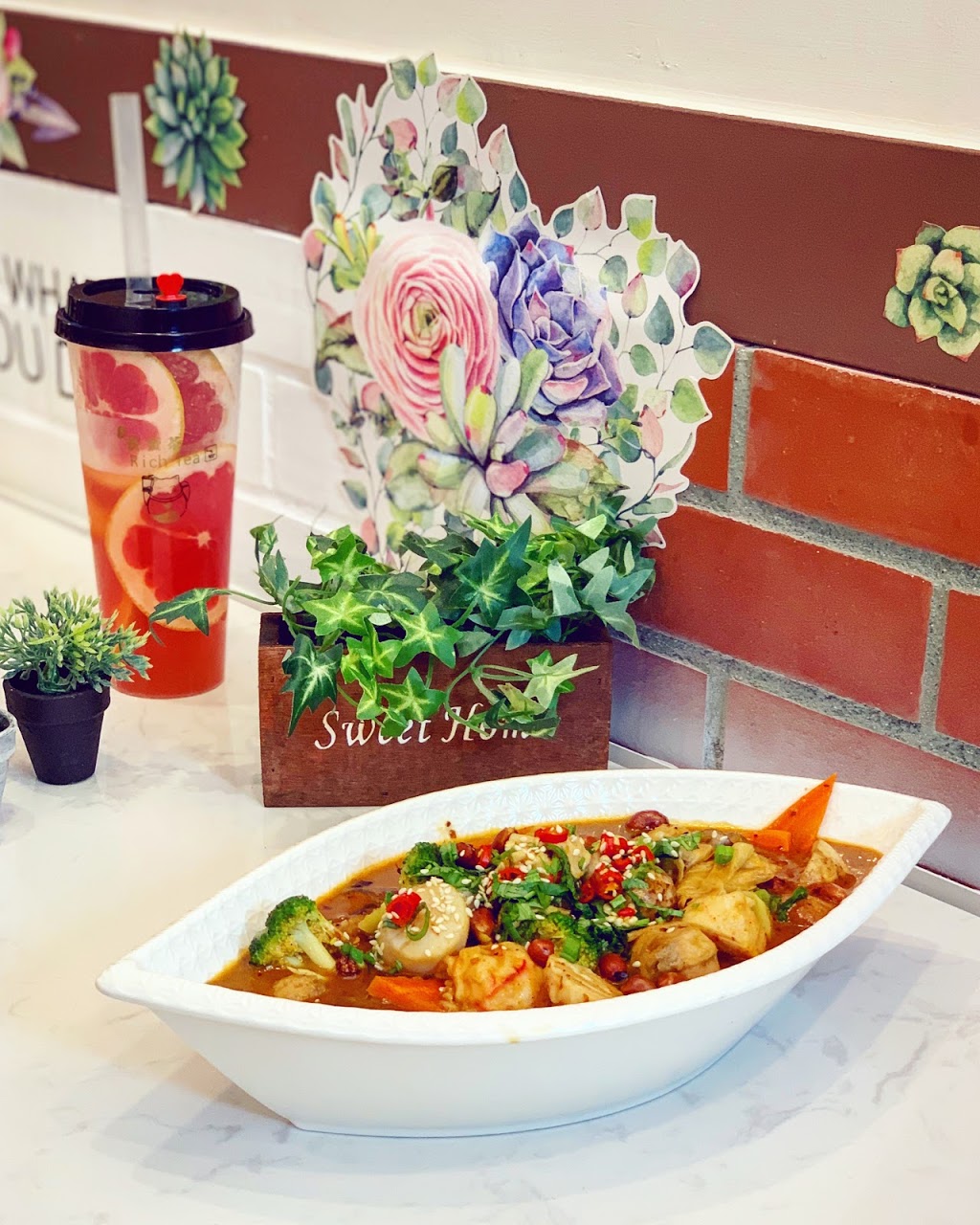 Rich Tea & Noodle House | 10151 No 3 Rd #110, Richmond, BC V7A 4R6, Canada | Phone: (604) 272-0600