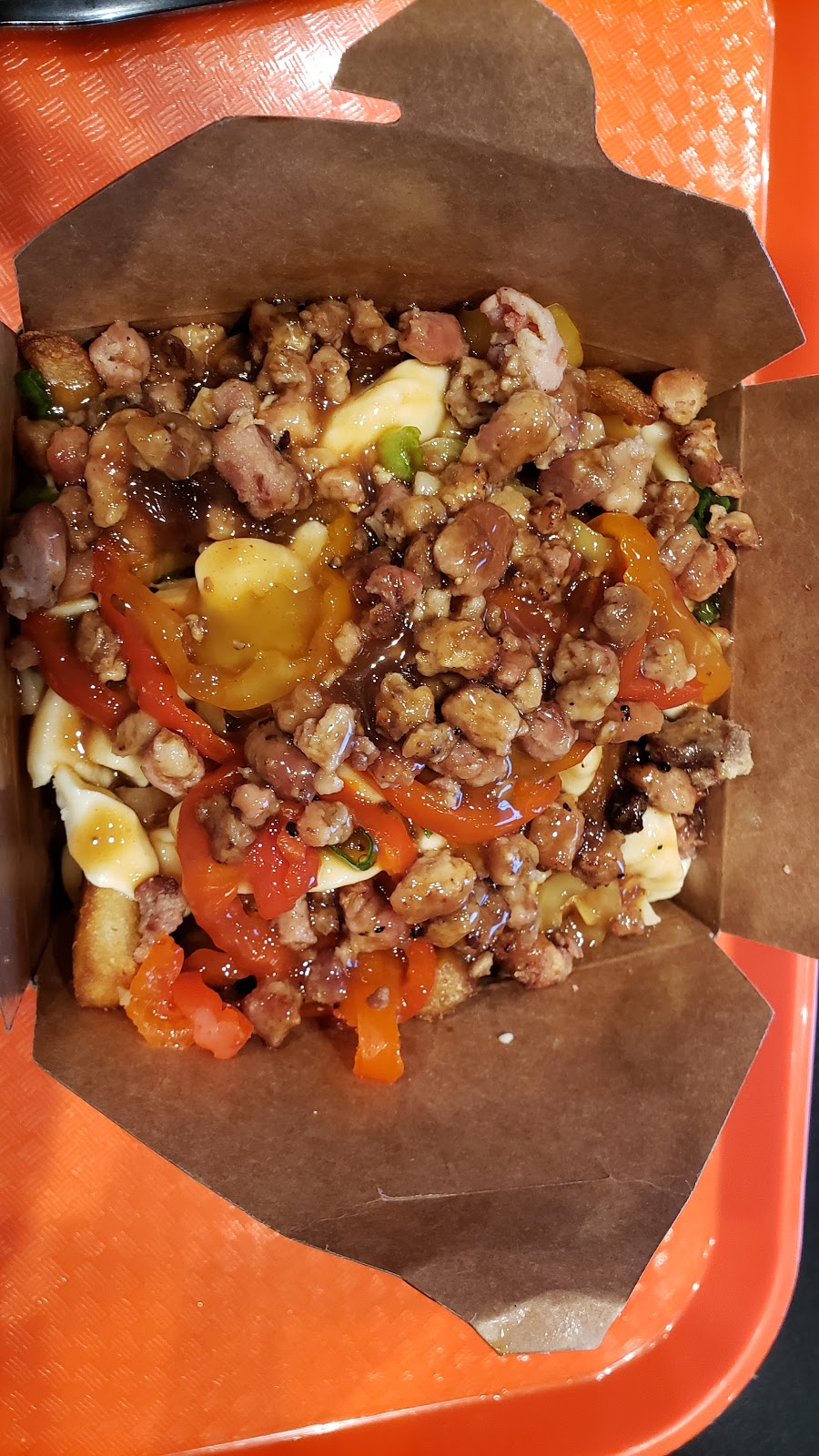 La Poutine Dor | 960 Boulevard Dionne, Saint-Georges, QC G5Y 5B8, Canada | Phone: (418) 221-7889