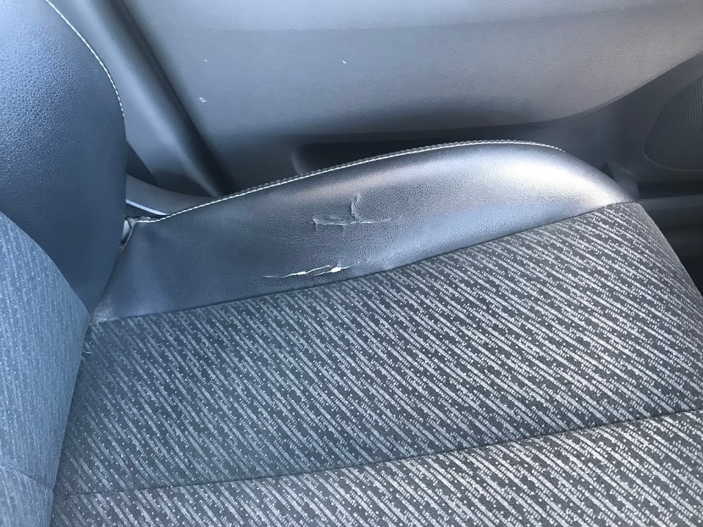 GOLD STAR SEAT COVERS | 2553 Barton St E, Hamilton, ON L8E 2X2, Canada | Phone: (905) 561-0057
