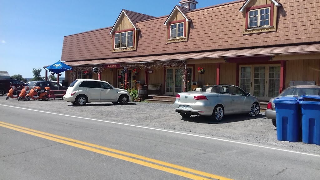 Serres Roch Hébert (Les) | 4241 Chemin Royal, Sainte-Famille, QC G0A 3P0, Canada | Phone: (418) 829-3423