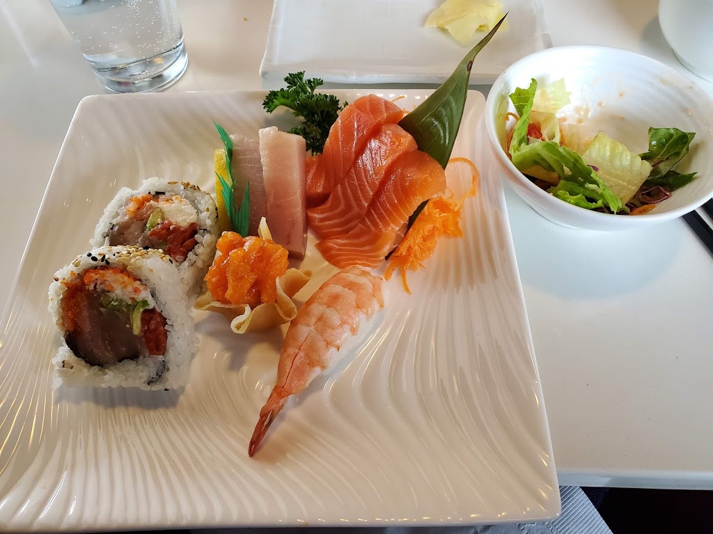 Sakana Grill | 10 Crowfoot Cir NW, Calgary, AB T3G 2R2, Canada | Phone: (403) 208-9799