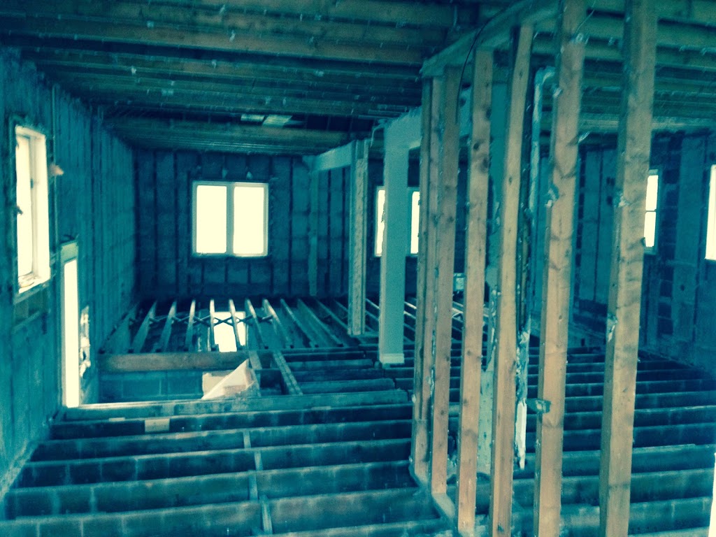 Acez Demolition and Renovation companies | 25 Portland St, Etobicoke, ON M8Y 1A6, Canada | Phone: (416) 894-4026