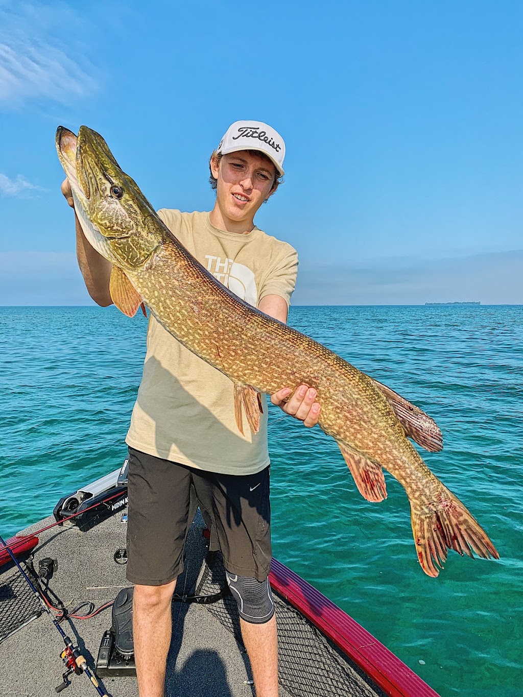 Fish The Bruce | 11 Bay St, South Bruce Peninsula, ON N0H 1E0, Canada | Phone: (519) 476-6884