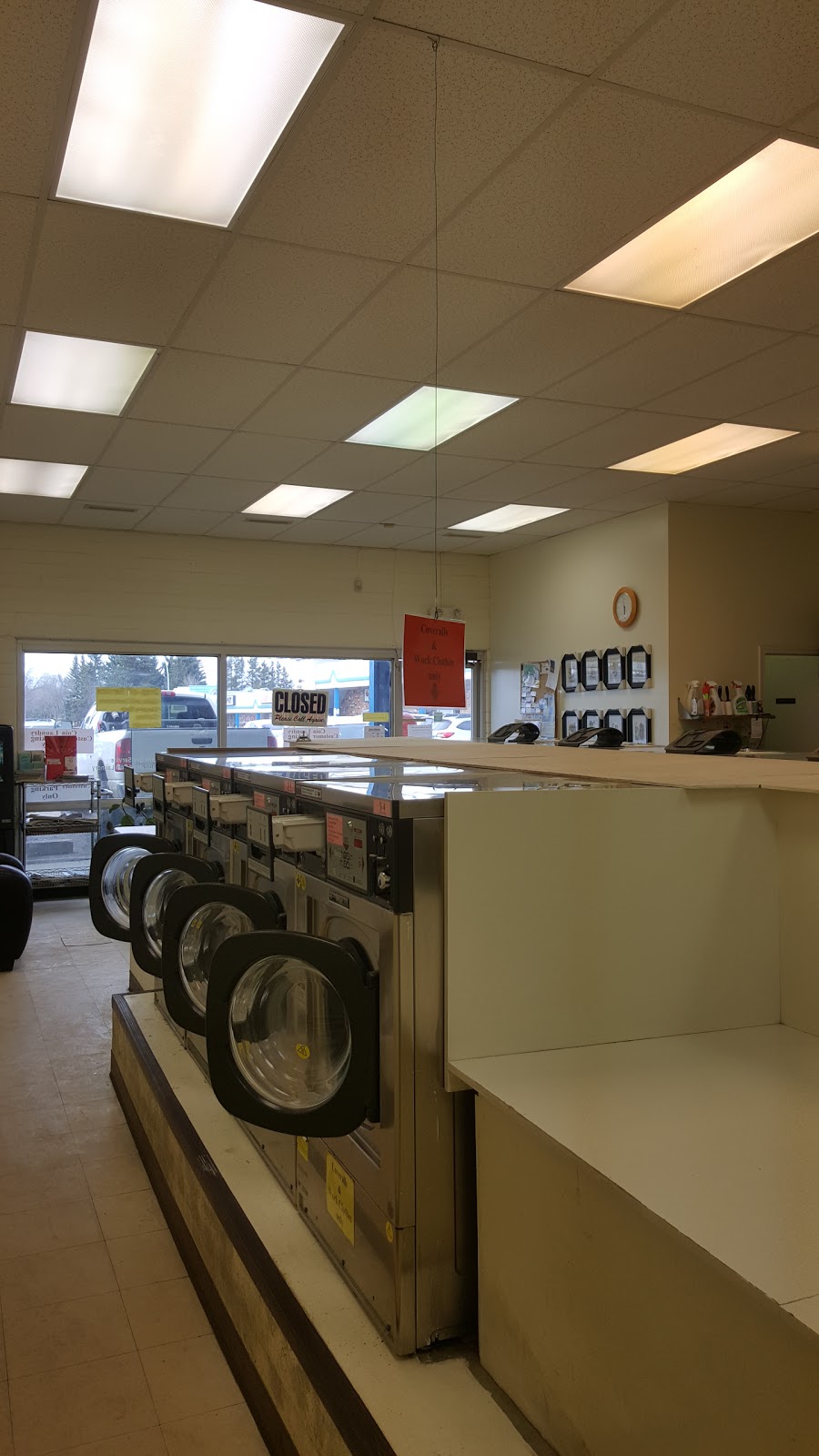 Maplewood Coin Laundry | 10-52 Brentwood Blvd, Sherwood Park, AB T8A 2H6, Canada | Phone: (780) 417-2130