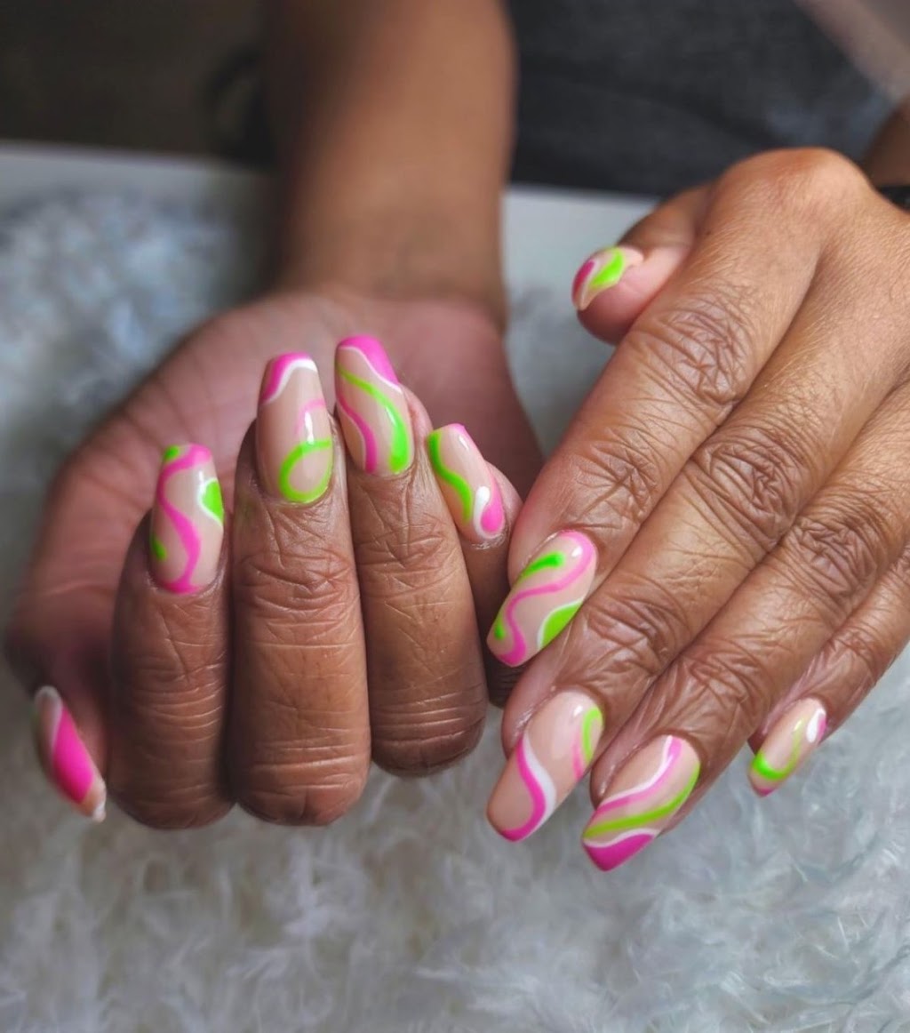 Lead Nails | 2 Bloomfield Trail unit 3, Richmond Hill, ON L4E 2H8, Canada | Phone: (905) 237-9758