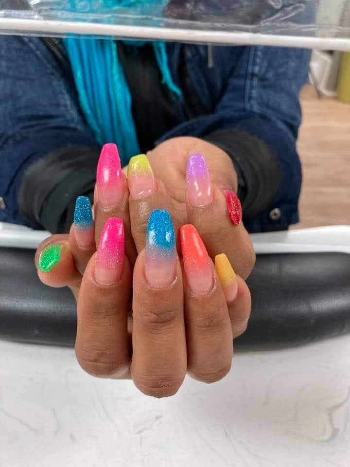 Galerie des Ongles | 2714 Blvd. de la Concorde E, Laval, QC H7E 2B4, Canada | Phone: (450) 669-4178
