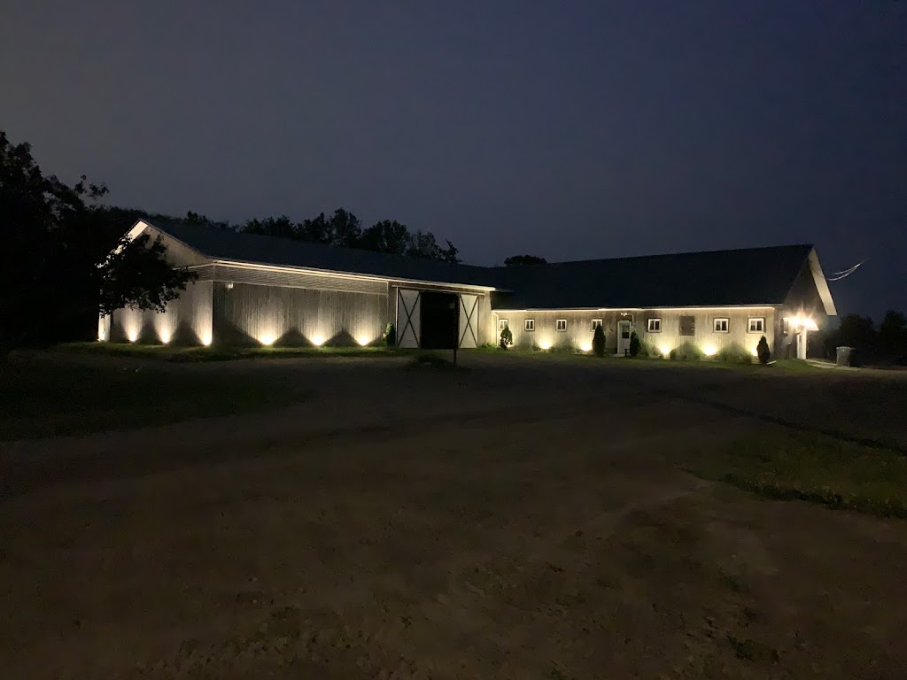 Haaug Écurie & Cie | 13150 Côte des Bouchard, Mirabel, QC J7N 2E5, Canada | Phone: (514) 602-9356