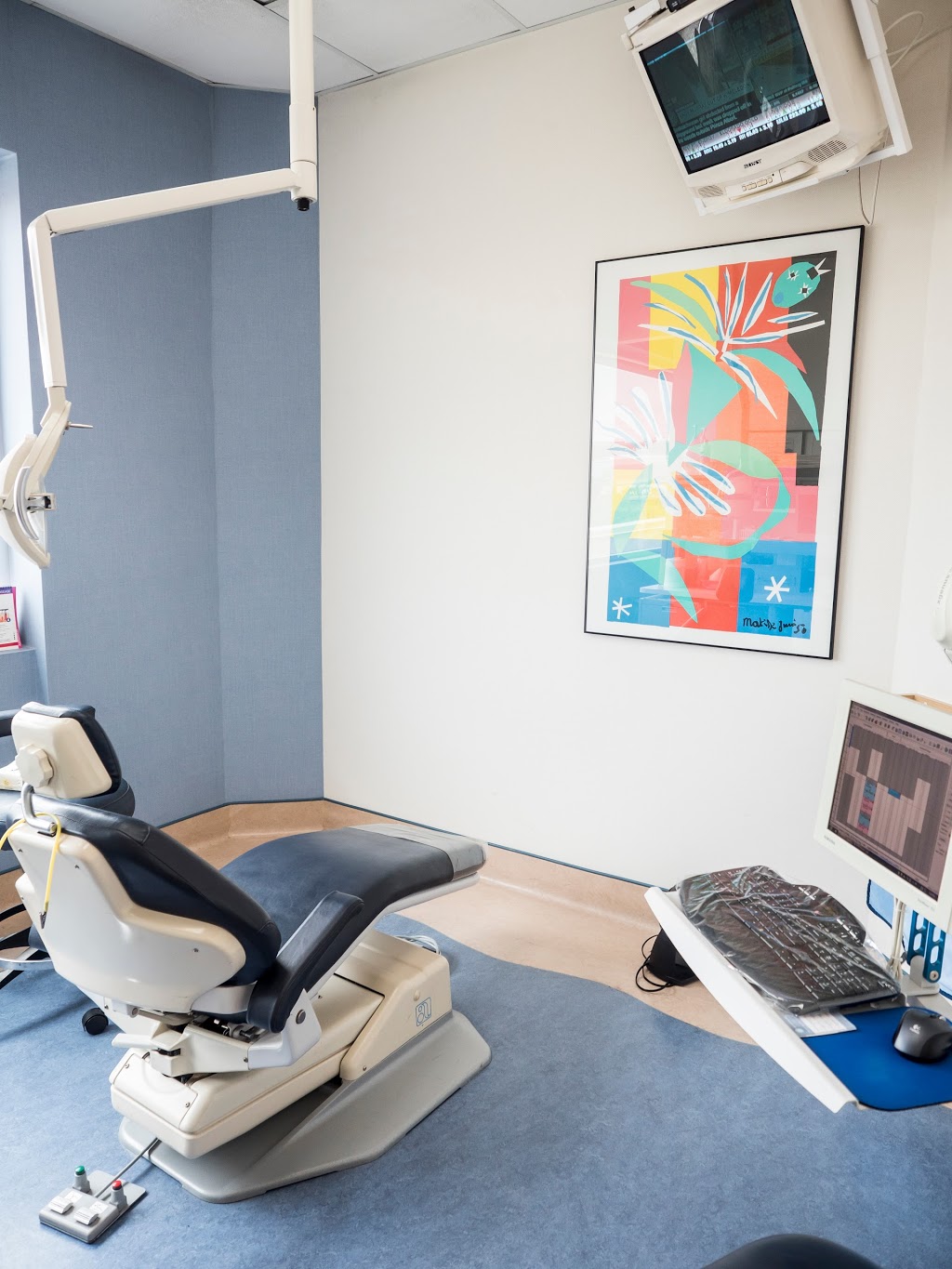 Rutherford Village Dental | 9200 Bathurst St Suite 31, Thornhill, ON L4J 8W1, Canada | Phone: (905) 731-8731