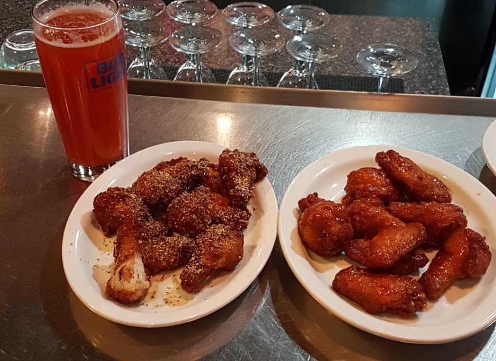 Boogies Diner & Sports Lounge | 1155 Main St, Winnipeg, MB R2W 3S4, Canada | Phone: (204) 586-6599