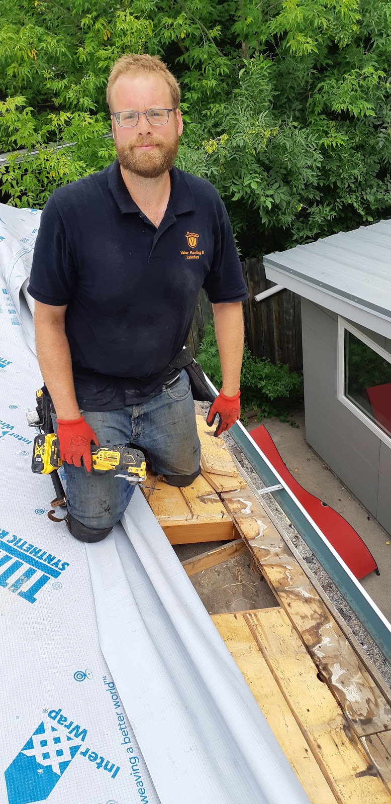 Valor Roofing and Exteriors | 24 Hidden Creek Terrace NW, Calgary, AB T3A 6H5, Canada | Phone: (403) 828-4730