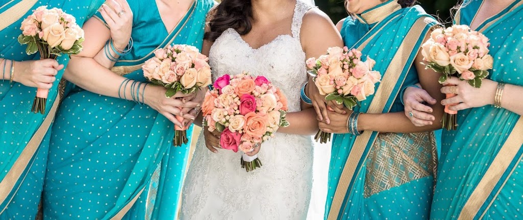 Simply Flowers | 15 Main St S, Newmarket, ON L3Y 3Y1S, Canada | Phone: (905) 715-7707