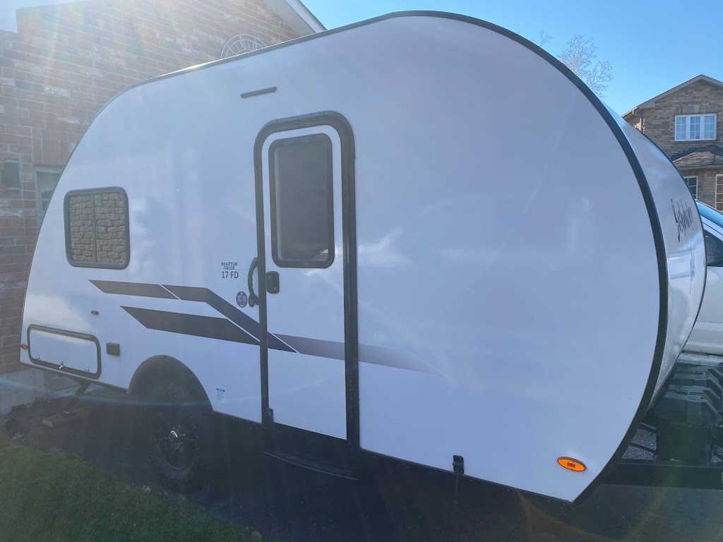 Rolln2TheWoods Camper Rentals | 7 Lisa Jane Ct, Barrie, ON L4M 6M6, Canada | Phone: (705) 722-7752