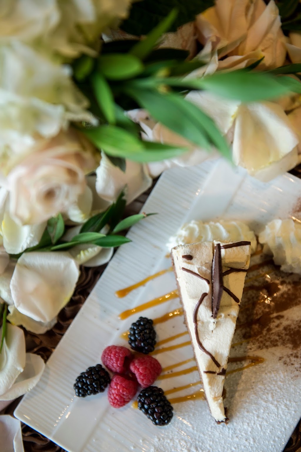 Bistro 19 | 160 Rue du Golf, Gatineau, QC J9J 0R1, Canada | Phone: (819) 557-4411
