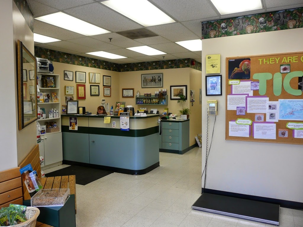 Thickson Road Pet Hospital | 1650 Victoria St E, Whitby, ON L1N 9L4, Canada | Phone: (905) 434-2885