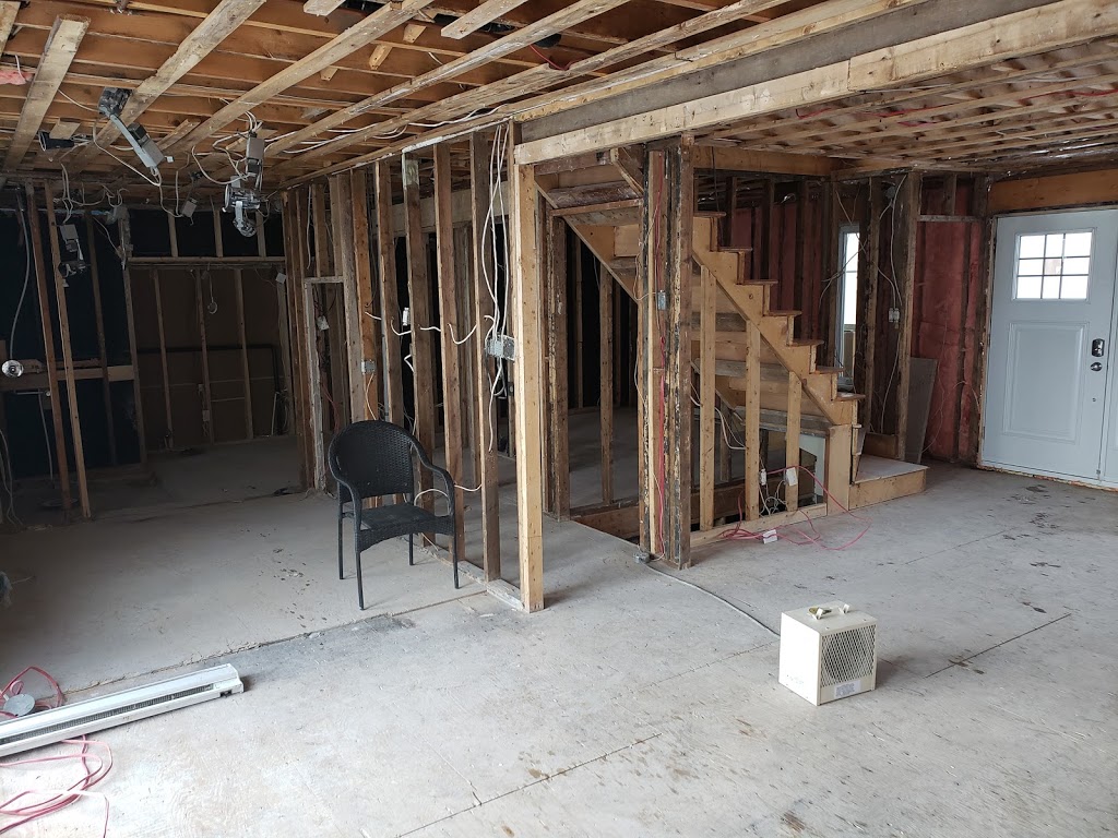Rhinov Électrique St-amable | 818 Rue Drapeau, Saint-Amable, QC J0L 1N0, Canada | Phone: (514) 914-8155