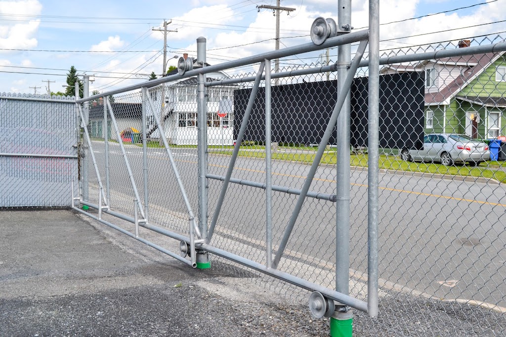 Techno Pieux Laurentides | 135 QC-117, Sainte-Anne-des-Lacs, QC J0R 1B0, Canada | Phone: (450) 227-4222