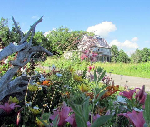 Harmony Dawn Retreat Centre | 800 Baxter Rd, Hastings, ON K0L 1Y0, Canada | Phone: (705) 696-2066