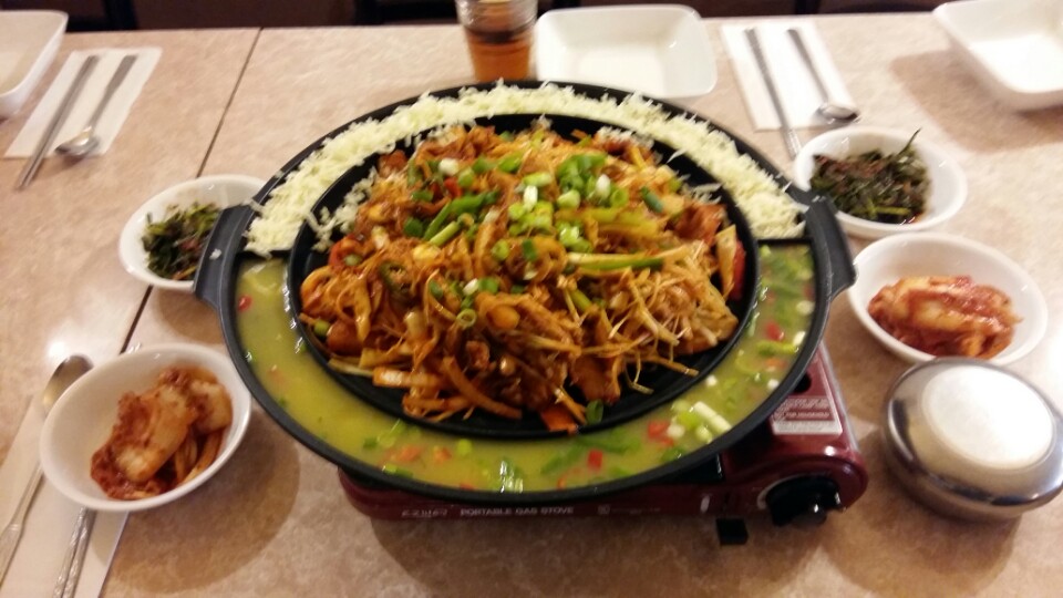 Apkujung Restaurant | 6309 Yonge St, North York, ON M2M 3X7, Canada | Phone: (416) 229-6248