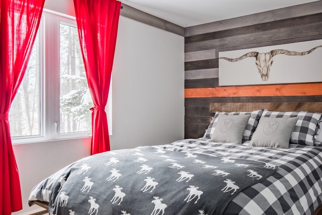 Le Caribou Lodge by Escapades Tremblant | 122 Rue Rabellino, Mont-Tremblant, QC J8E 1H9, Canada | Phone: (877) 907-3479