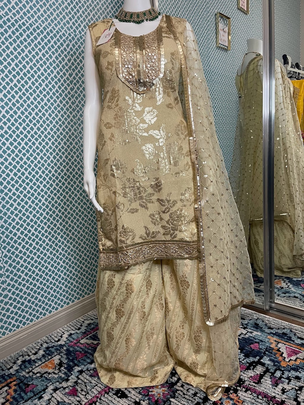 Style Kaur | 219 Saddlecreek Ct NE, Calgary, AB T3J 4R8, Canada | Phone: (587) 581-4024