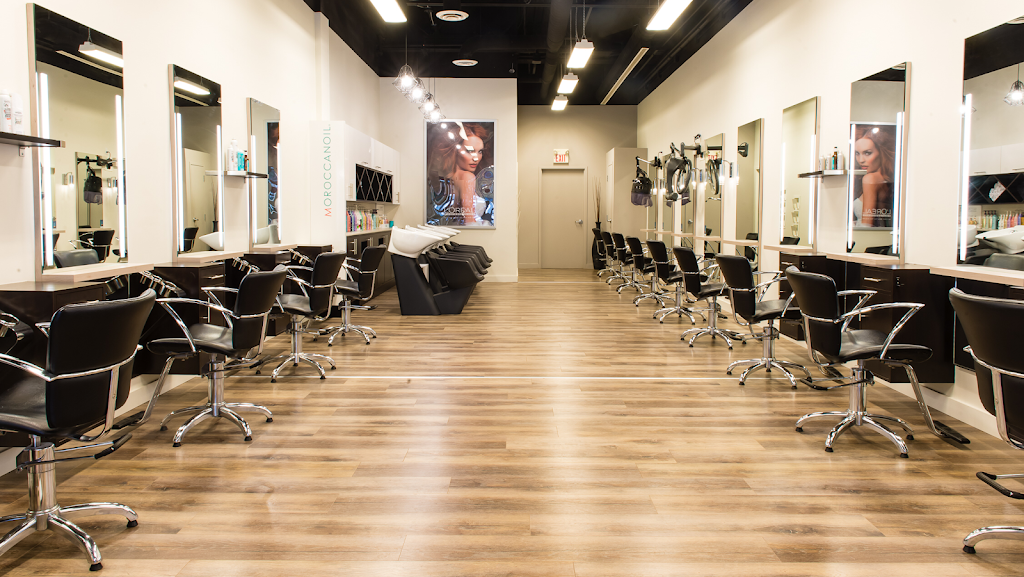 In Salon | 2983 Westoak Trails Blvd, Oakville, ON L6M 5E4, Canada | Phone: (905) 465-2398