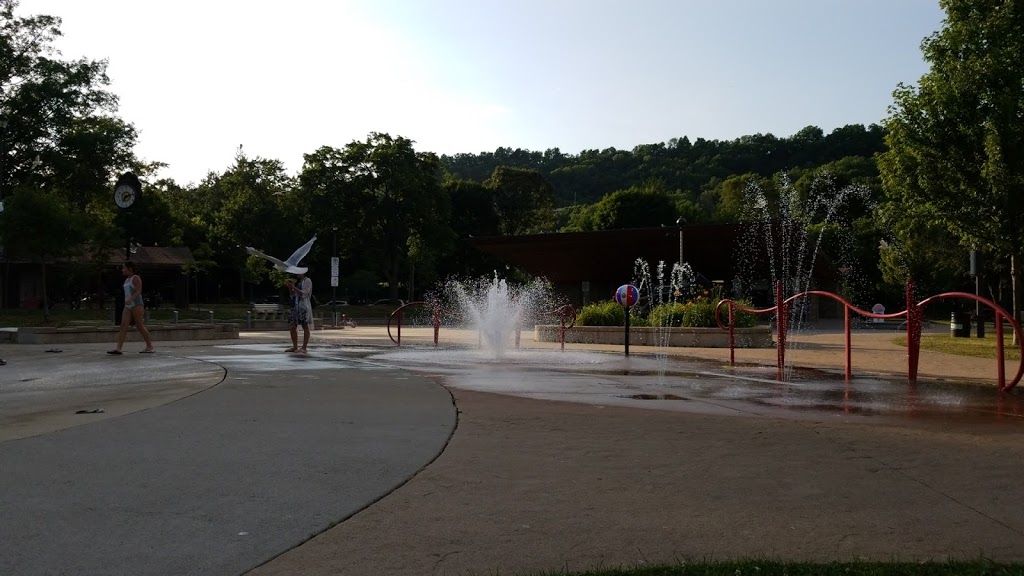 Dundas Driving Park | 71 Cross St, Dundas, ON L9H 2R5, Canada | Phone: (905) 546-2424