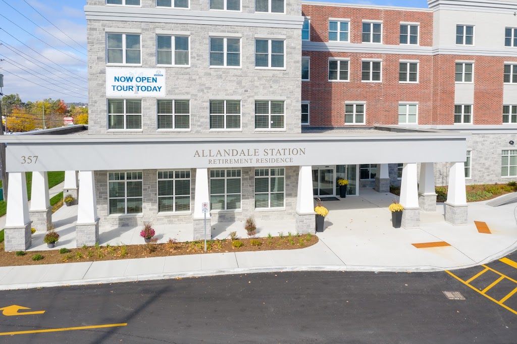 Allandale Station Barrie Senior Living Retirement Residence | 357 Yonge St, Barrie, ON L4N 4K3, Canada | Phone: (705) 721-7227