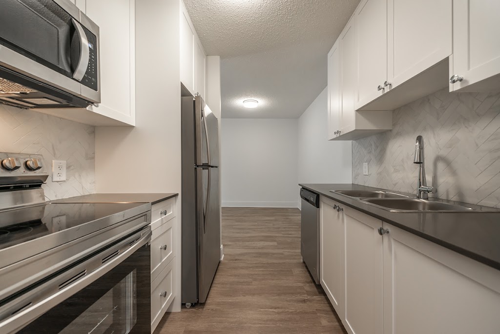 Sunny Lane Apartments | 3255 Quadra St, Victoria, BC V8X 1G4, Canada | Phone: (250) 589-1910