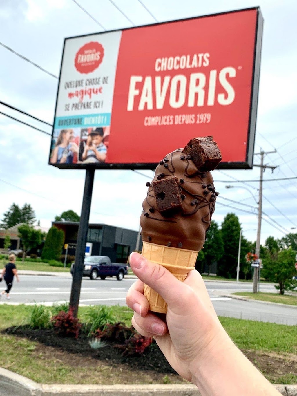 Chocolats Favoris | 1127 Boulevard Pie-XI N, Québec, QC G3K 2P8, Canada | Phone: (418) 407-1507
