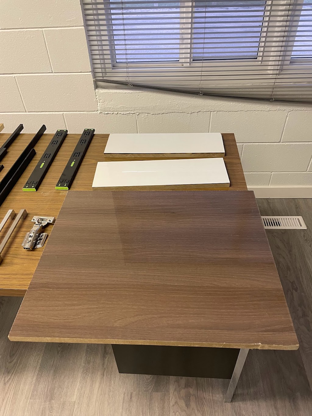 A+ Value Cabinetry & Countertops | 1174 Sanford St, Winnipeg, MB R3E 2Z9, Canada | Phone: (204) 869-5665