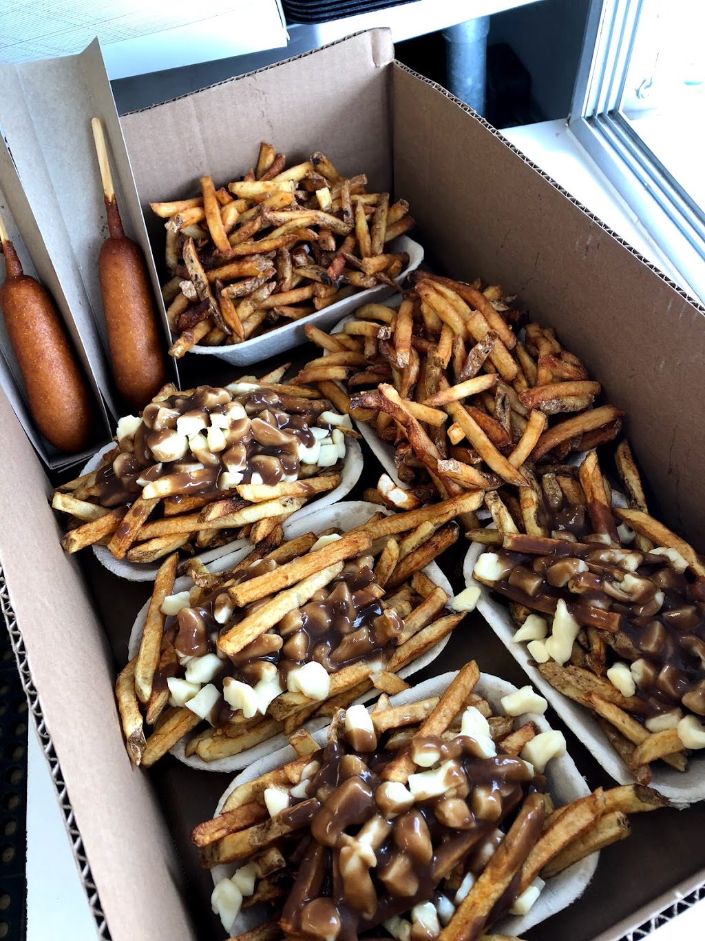 The Chip Ship | 39 Rogers Ave, Port Rowan, ON N0E 1M0, Canada | Phone: (519) 586-3302