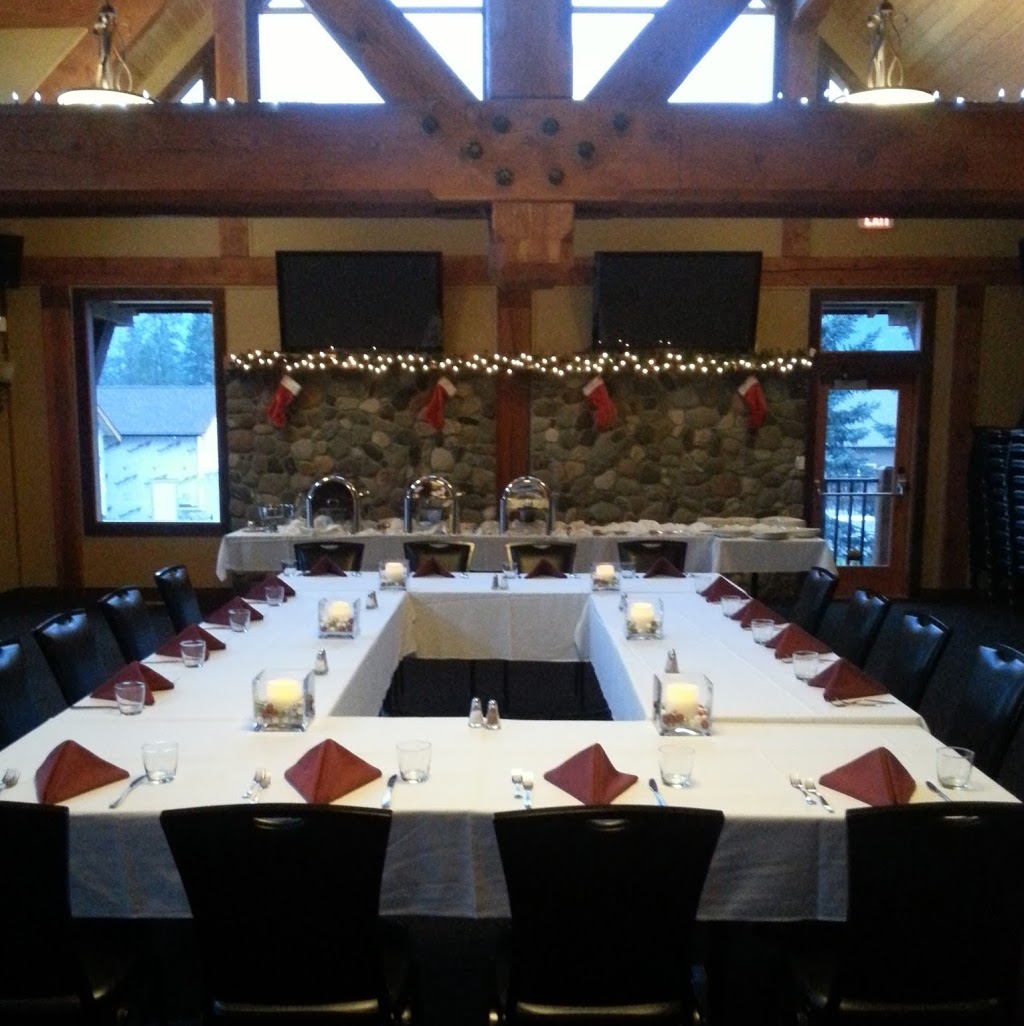 Fairways Bistro & Catering | 2440 York Ave, Armstrong, BC V0E 1B0, Canada | Phone: (250) 546-9700