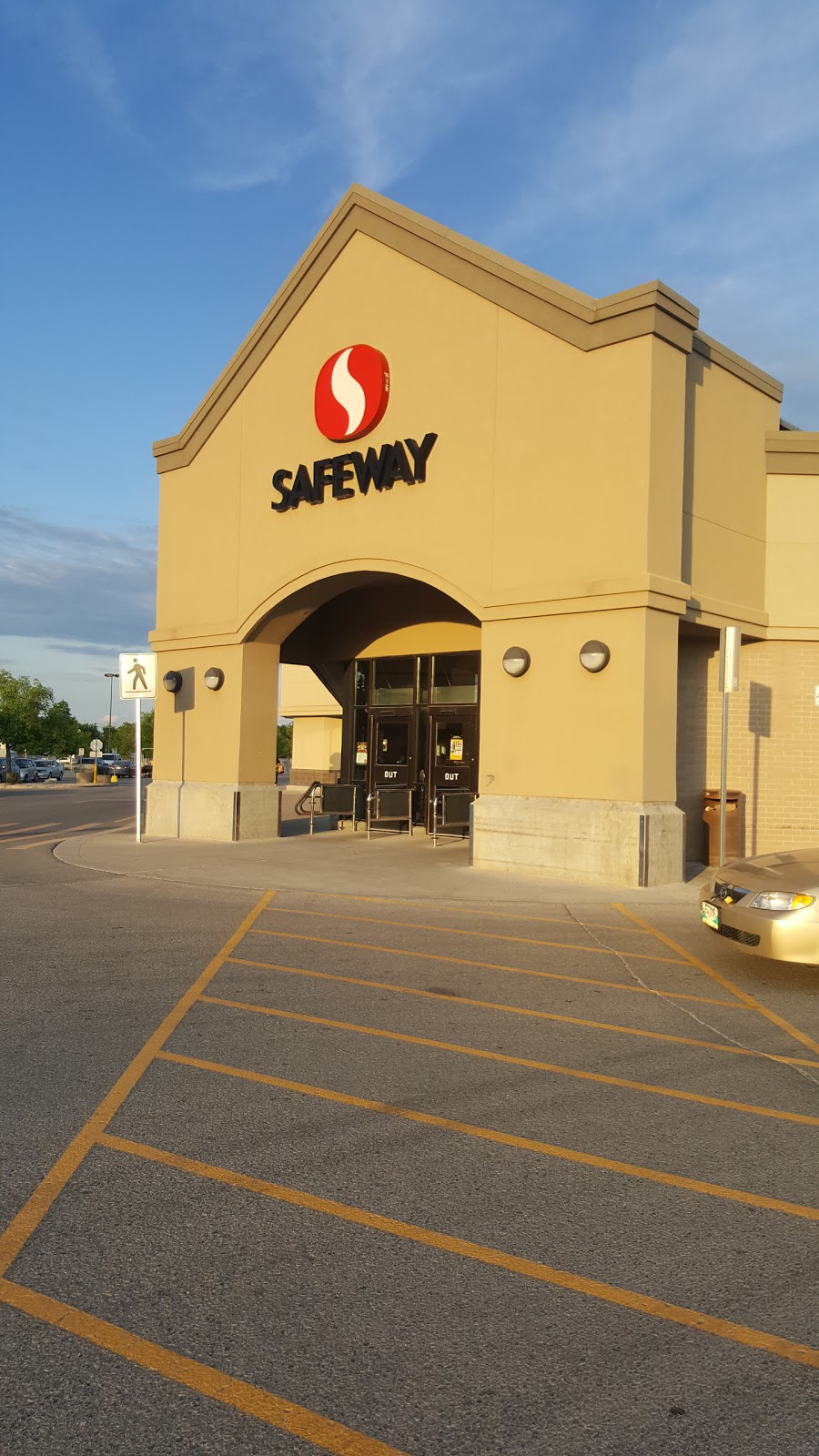 Safeway Charleswood Centre | 3900 Grant Ave, Winnipeg, MB R3R 3C2, Canada | Phone: (204) 837-5339