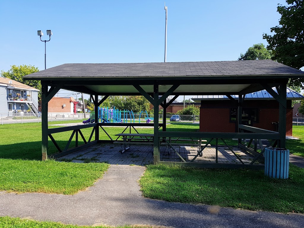 Sacré-Coeur Park | 185 Rue Saint-Nicolas, Saint-Eustache, QC J7R 2B8, Canada | Phone: (450) 974-5000