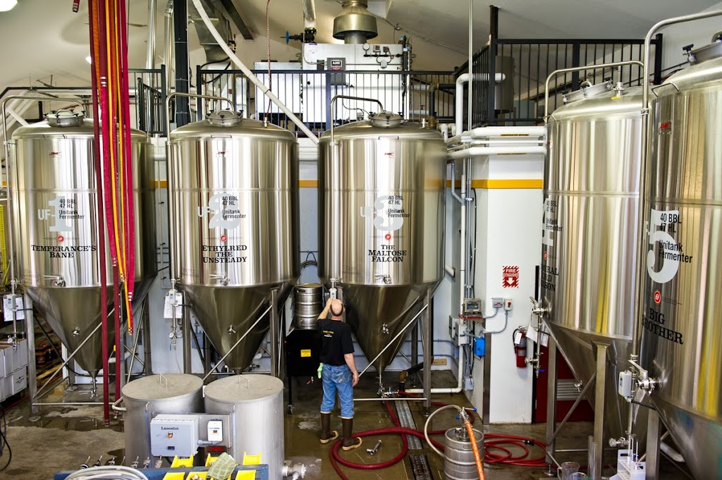 Lake of Bays Brewing Company | 2681 Muskoka District Road 117, Baysville, ON P0B 1A0, Canada | Phone: (705) 767-2313