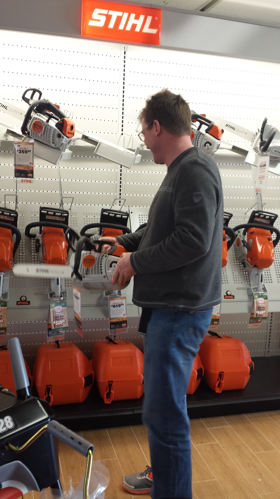 Greely Tree Services | 7022 Donwel Dr, Greely, ON K4P 1B9, Canada | Phone: (613) 574-0247