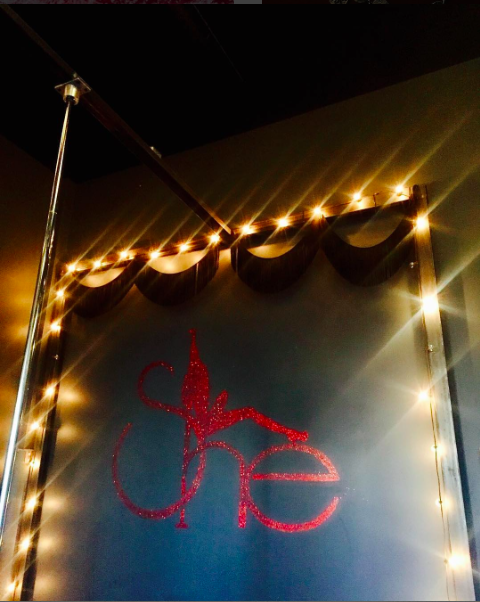 She pole dance studio | 5230 Harvester Rd, Burlington, ON L7L 4X4, Canada | Phone: (289) 683-7653