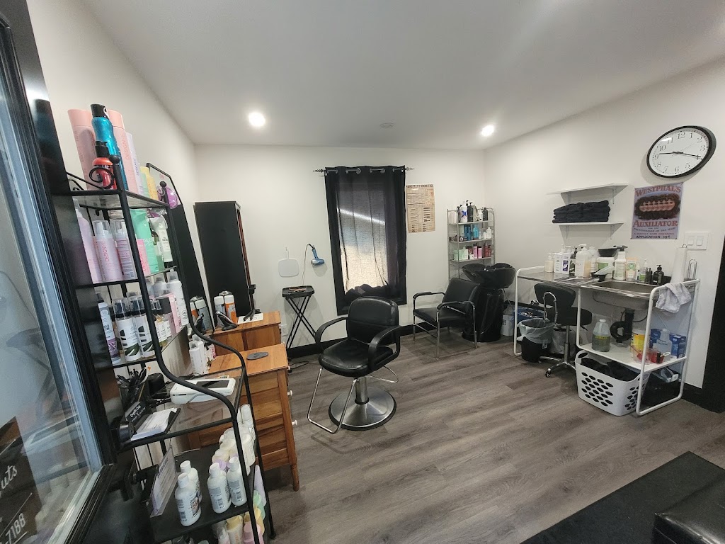 Cryptic Cuts | 227 Church St, Penetanguishene, ON L9M 1G6, Canada | Phone: (705) 331-7188