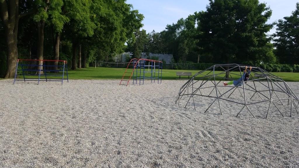 Byron Southwood Public School | 1379 Lola St, London, ON N6K 3R6, Canada | Phone: (519) 452-8100